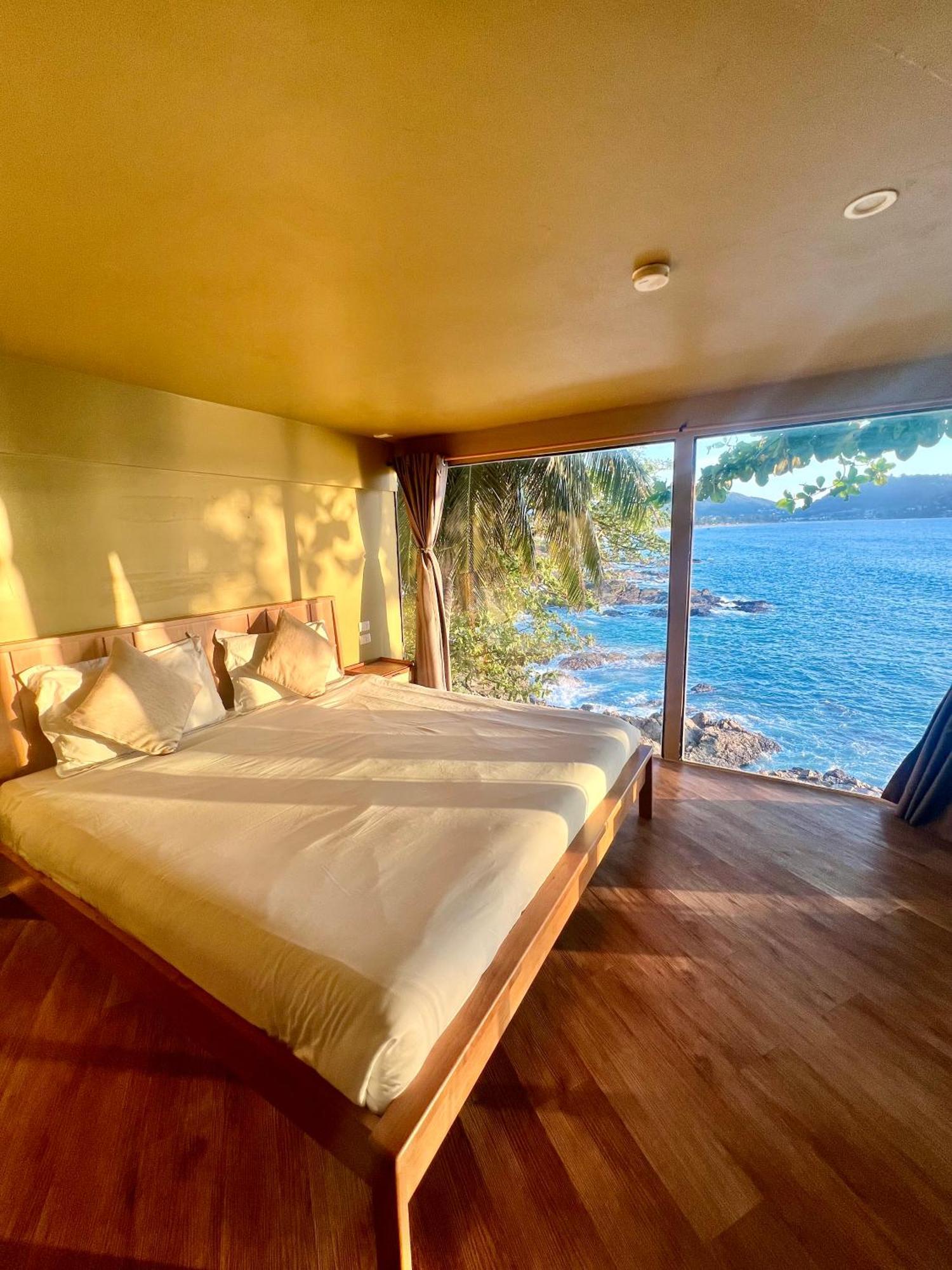 Patong Sunset Villa Phuket Exterior photo